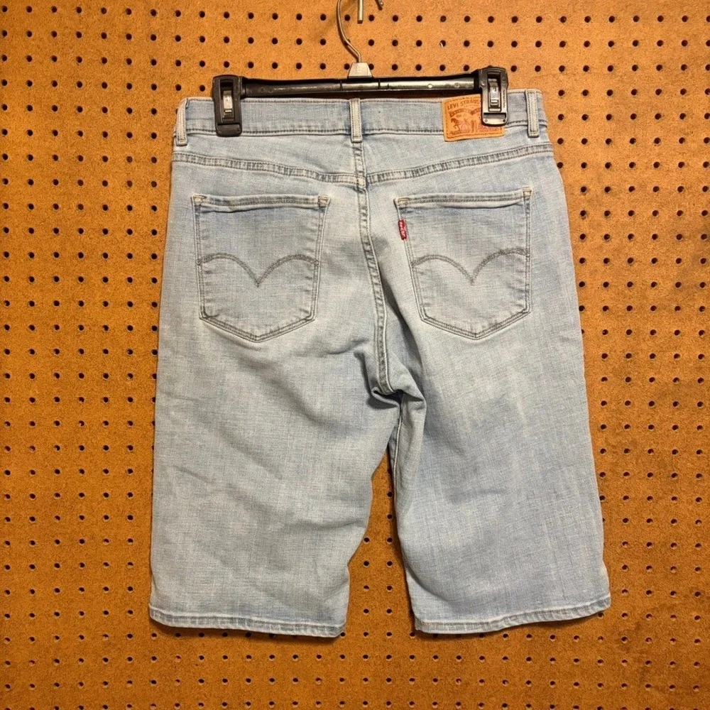 Levi's Classic Bermuda Shorts 29 Light Blue Denim Stretch Mid Rise Jean Shorts